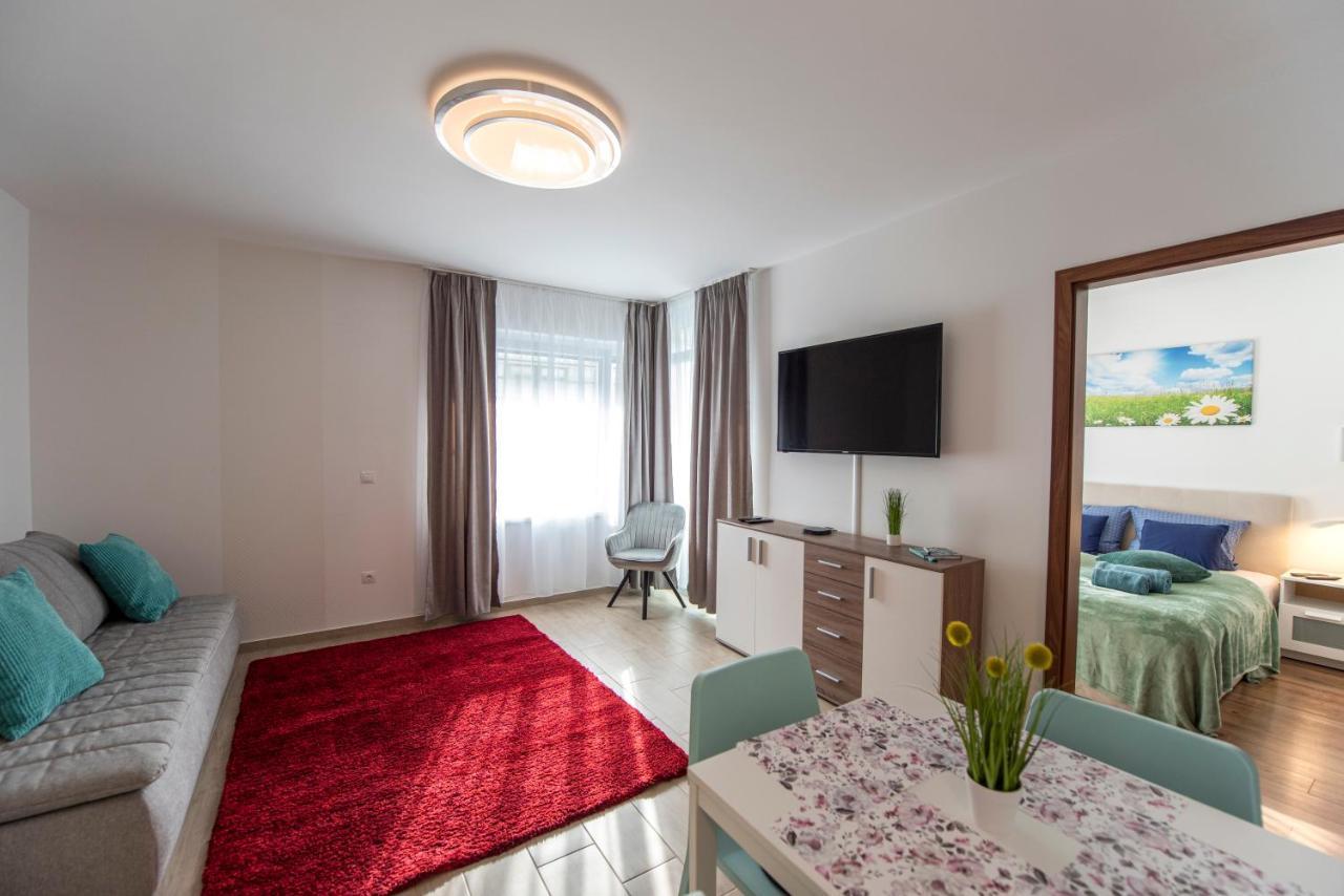 Lovely Apartman- Free Parking Pecs Exterior photo